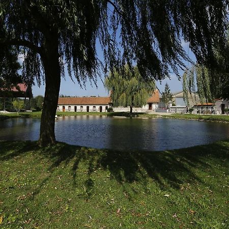 Domaine De Collen Acomodação com café da manhã Lépine Exterior foto